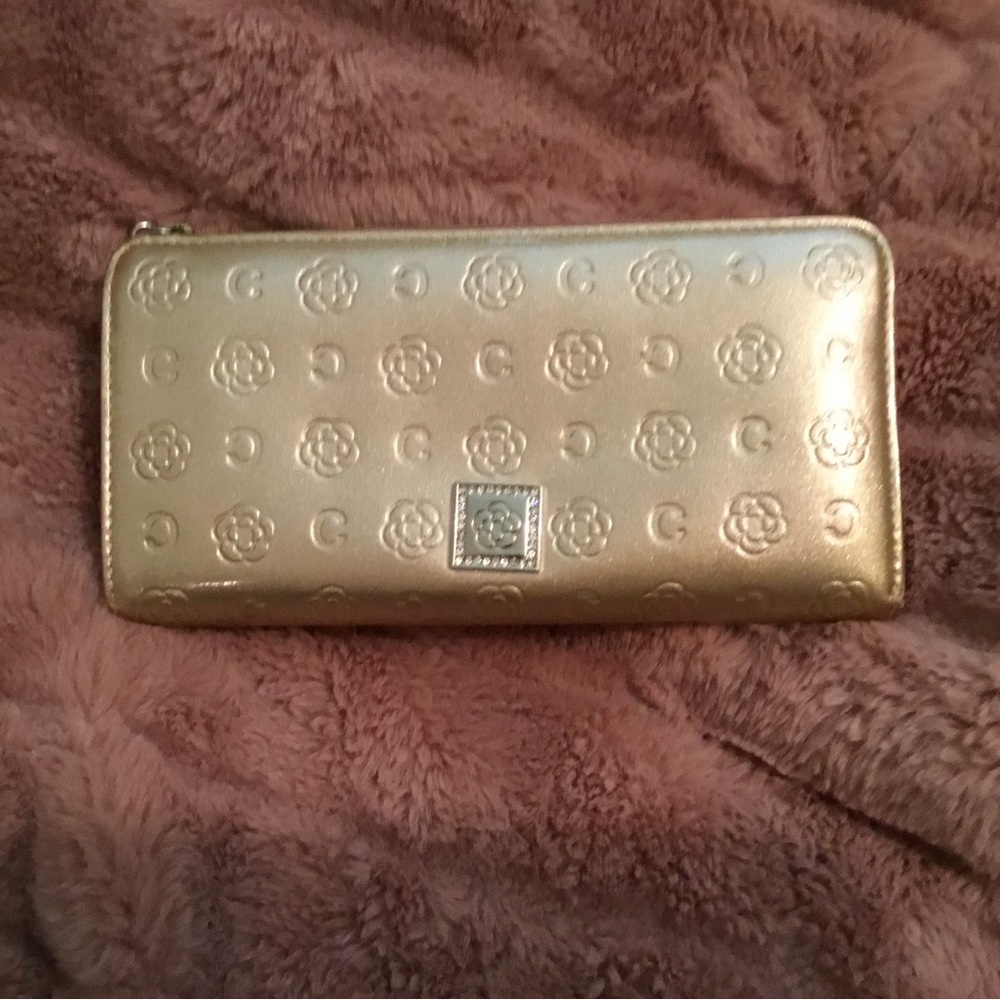 EUC Clathas zippy wallet, like new 💛💛